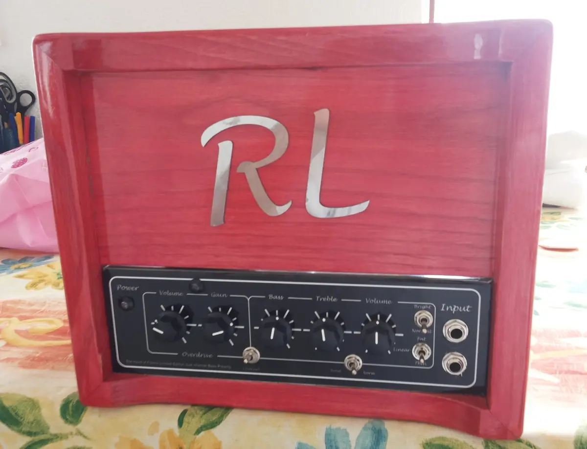 THOF con cabinet artigianale rosso