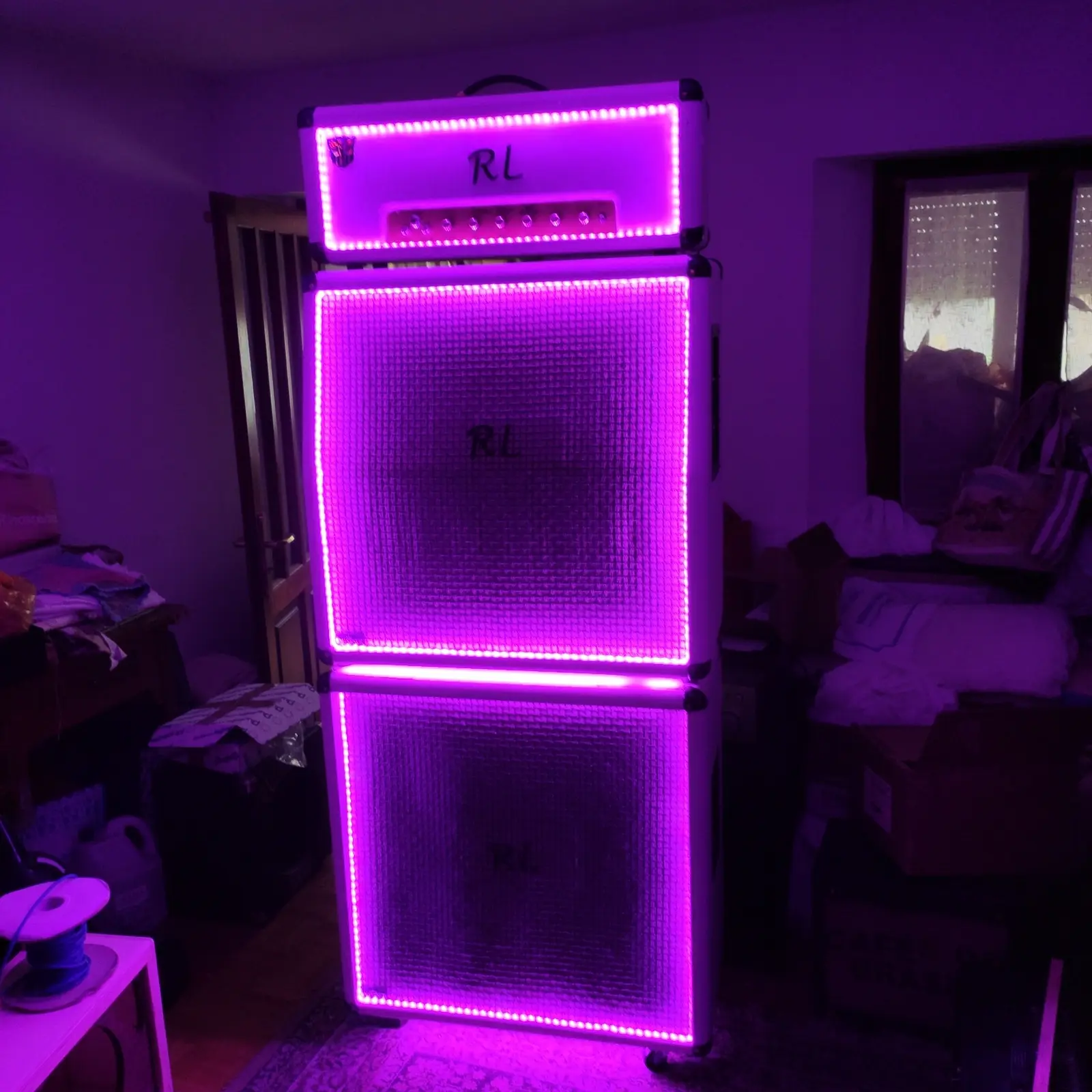 Trouble Maker NM Signature con illuminazione LED UV viola
